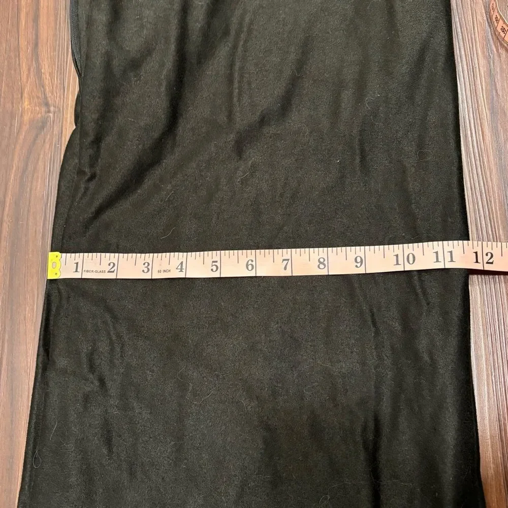 Beyond Yoga Black Infinity Scarf Hidden Pocket